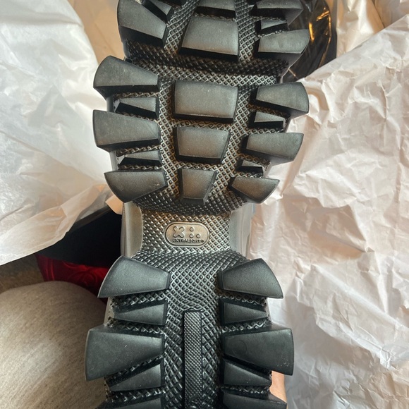 PRADA CLOUDBUST - Picture 3 of 10